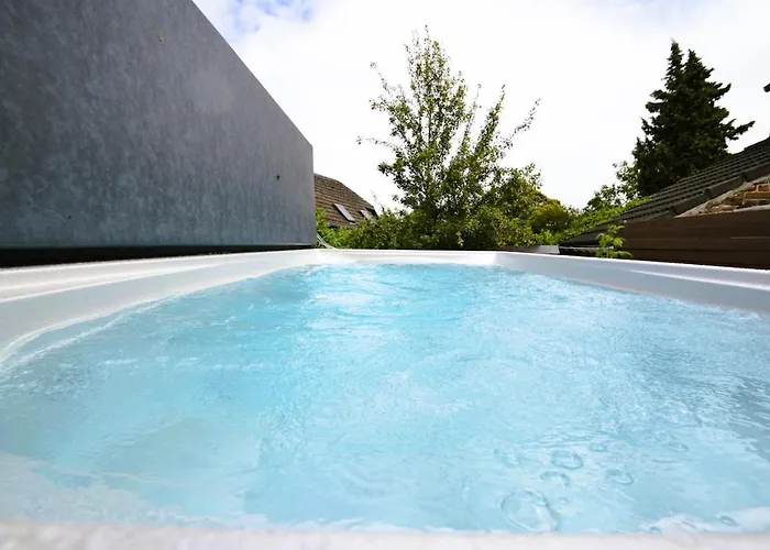 Holiday home Bel'air Avec De Nage Exterieur Marchin