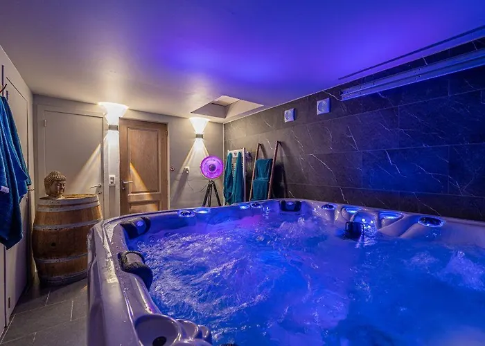 Holiday home Bel'air Avec De Nage Exterieur