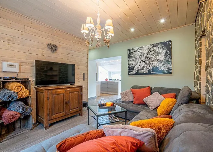 Holiday home Bel'air Avec De Nage Exterieur Marchin