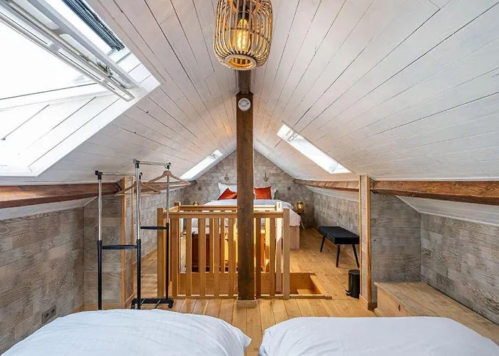 Holiday home Bel'air Avec De Nage Exterieur Marchin