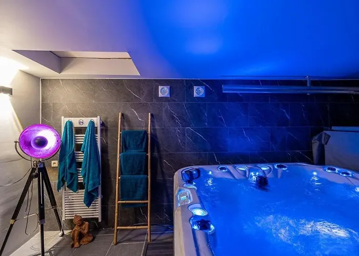 Bel'air Avec De Nage Exterieur * Marchin